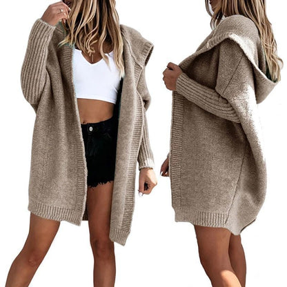Poncho en tricot pour femmes avec capuche et coupe décontractée Chic und Stil