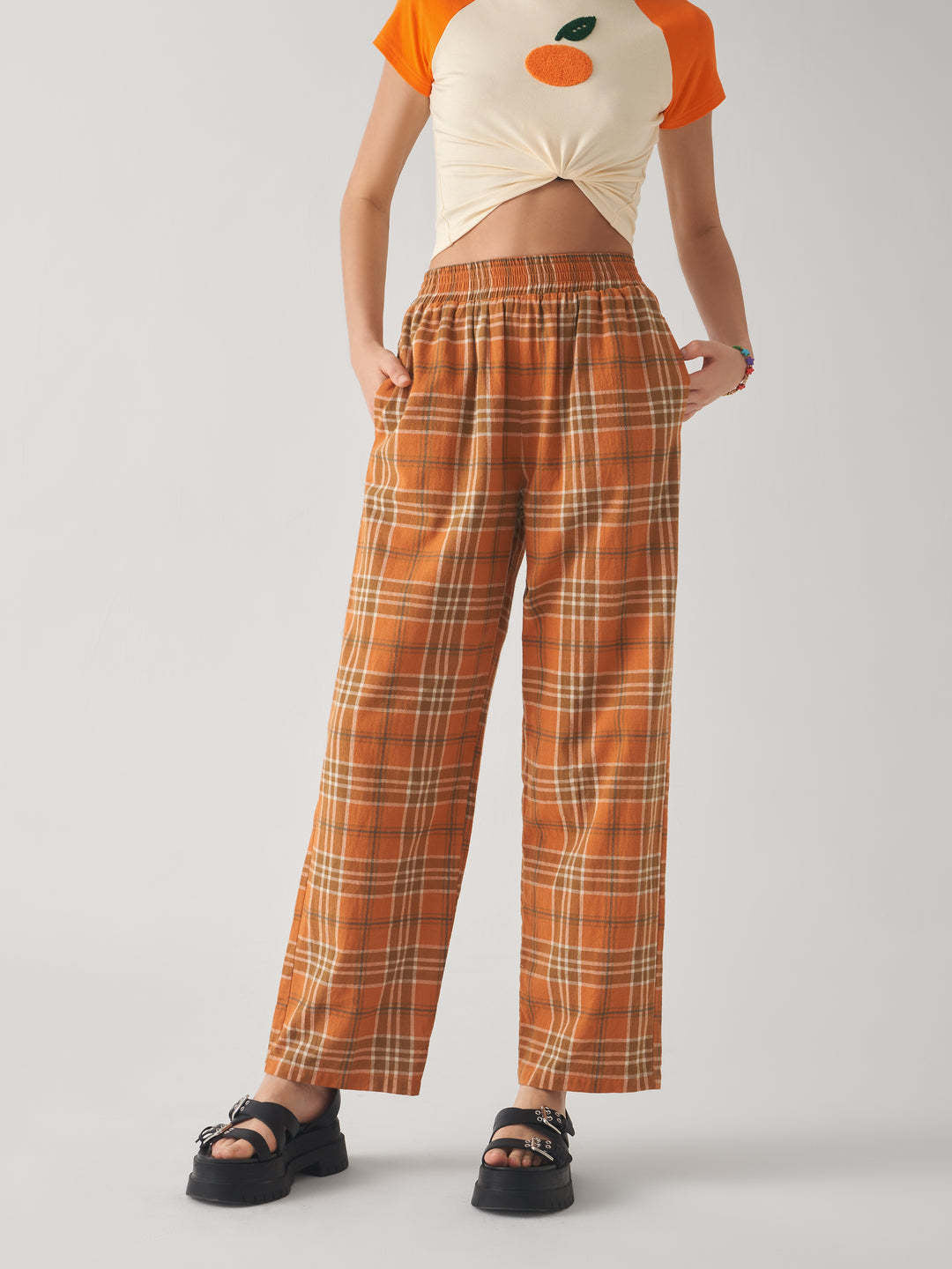 Women's Checkered Culotte Pants with Elastic Waist Chic and Style