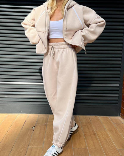 Casual fleece hoodie set for women and comfortable jogger pants Chic and Style