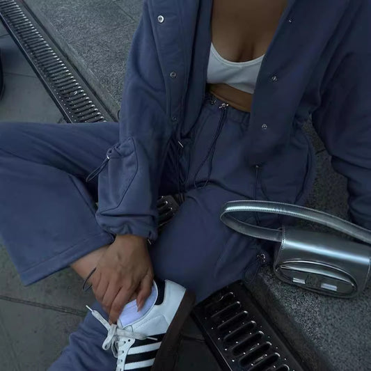 Women's comfortable oversized jogging jacket and casual pants Chic and Stil