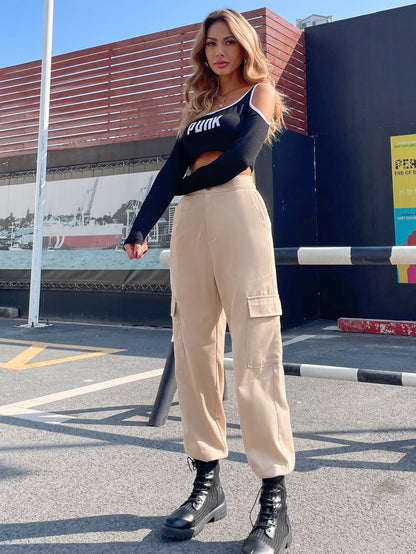Pantalon cargo pour femmes avec taille élastique et poches latérales Chic und Stil