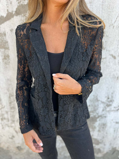 Blazer en dentelle pour femmes avec des accents féminins Chic und Stil