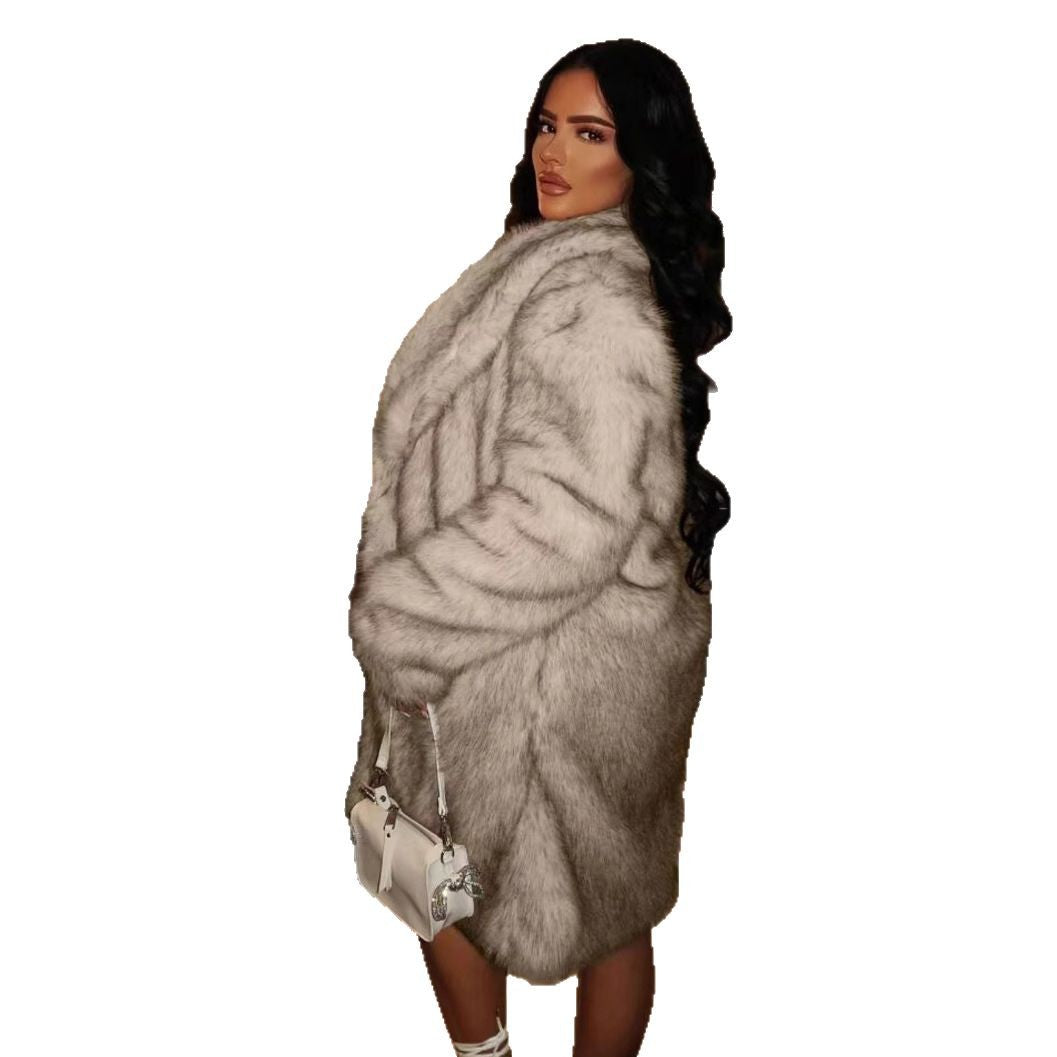 Ladies luxurious faux fur coat with open sleeves Chic and Style