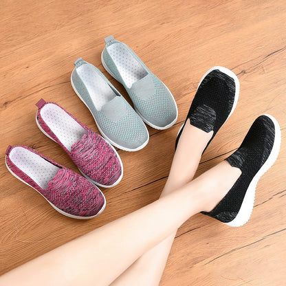Baskets de sport slip-on pour femmes avec dessus en matériau respirant et semelle antidérapante Chic und Stil