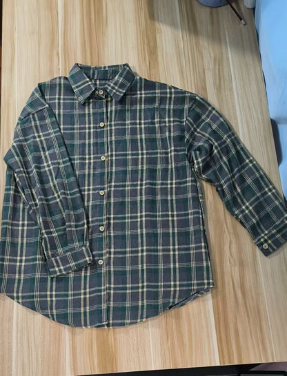 Chemisier à carreaux pour femmes en coton confortable avec col button-down et manches longues Chic und Stil