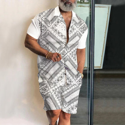 Ensemble pour hommes composé d'une blouse à manches courtes et de shorts avec un design rayé Chic und Stil