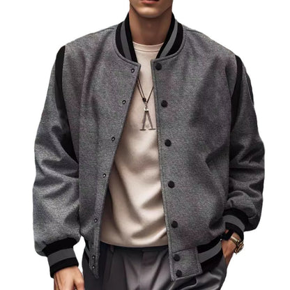 Veste bomber sportive pour homme avec des manches contrastées et des boutons de haute qualité Chic und Stil