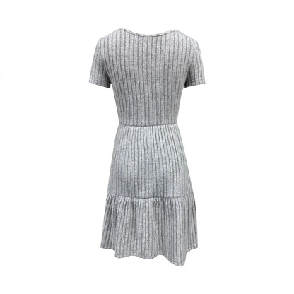 Robe d'été pour femmes avec structure côtelée et jupe évasée Chic und Stil
