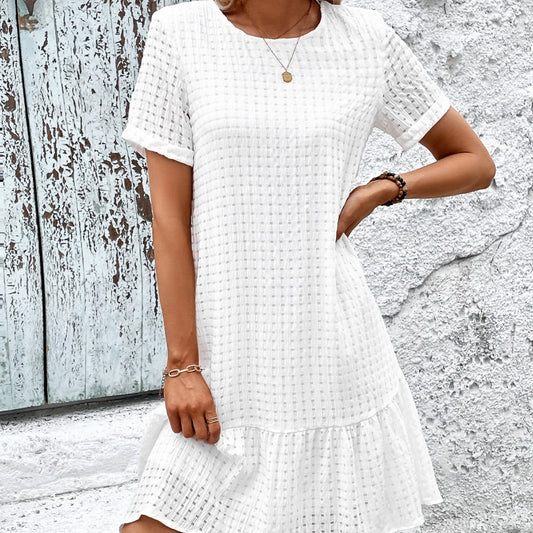 Robe d'été pour femmes avec bordure en volants et tissu léger Chic und Stil