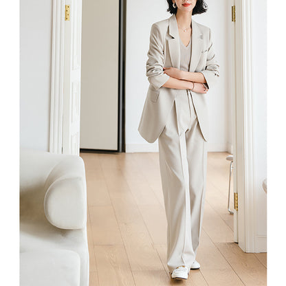 Veste ajustée pour femmes et ensemble de pantalon large Chic und Stil