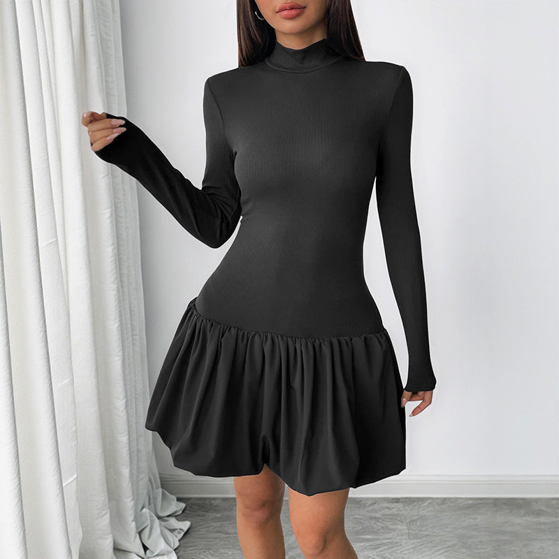 Robe ajustée pour femmes avec col montant et jupe volumineuse Chic und Stil