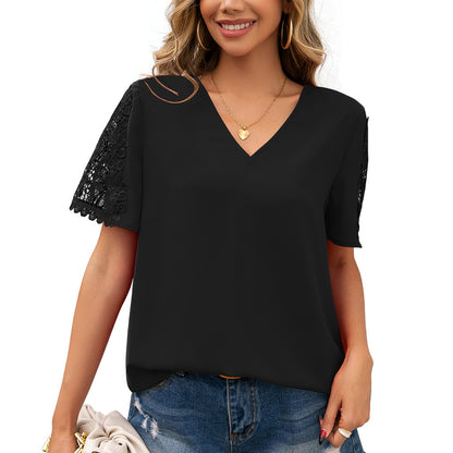Blouse femme avec accents en dentelle et décolleté en V Chic und Stil