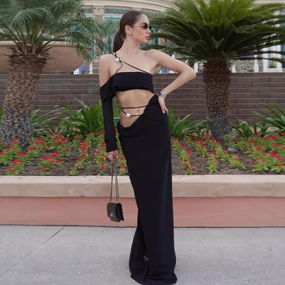 Robe de soirée pour dames avec coupe asymétrique et délicates détails en volant Chic und Stil