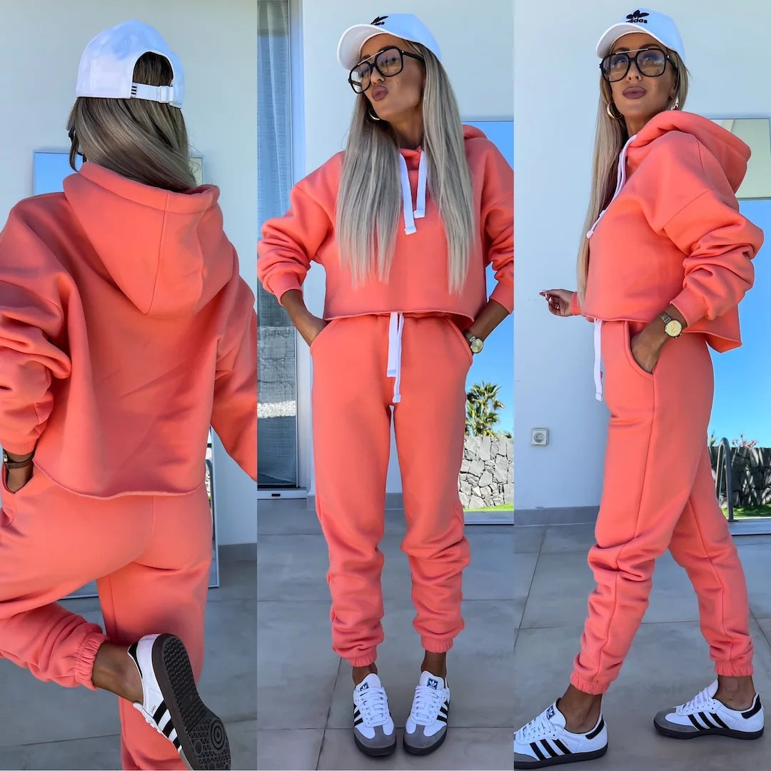 Dames confortable cropped hoodie avec taille élastique et ensemble de jogging décontracté Chic und Stil