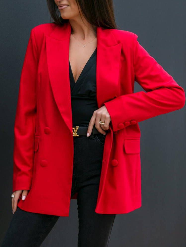Blazer féminin à la mode avec double rangée de boutons et coupe raffinée Chic und Stil