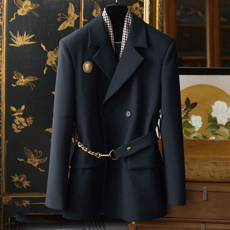 Blazer ajusté pour femmes à double bouton avec chaîne décorative Chic und Stil