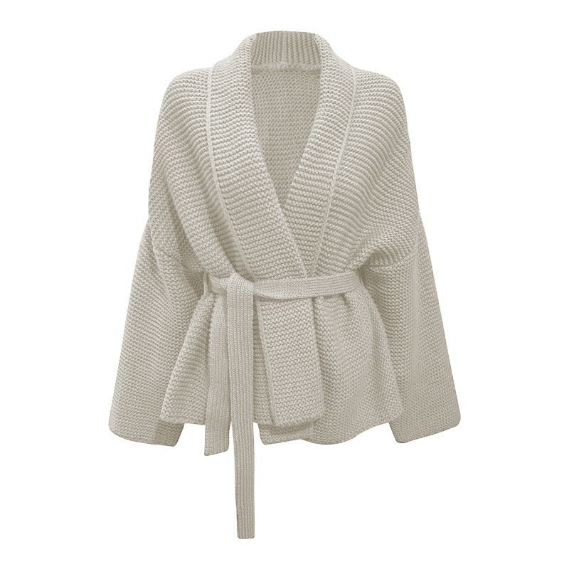 Cardigan femme en grosse maille avec col châle large et ceinture nouable Chic und Still