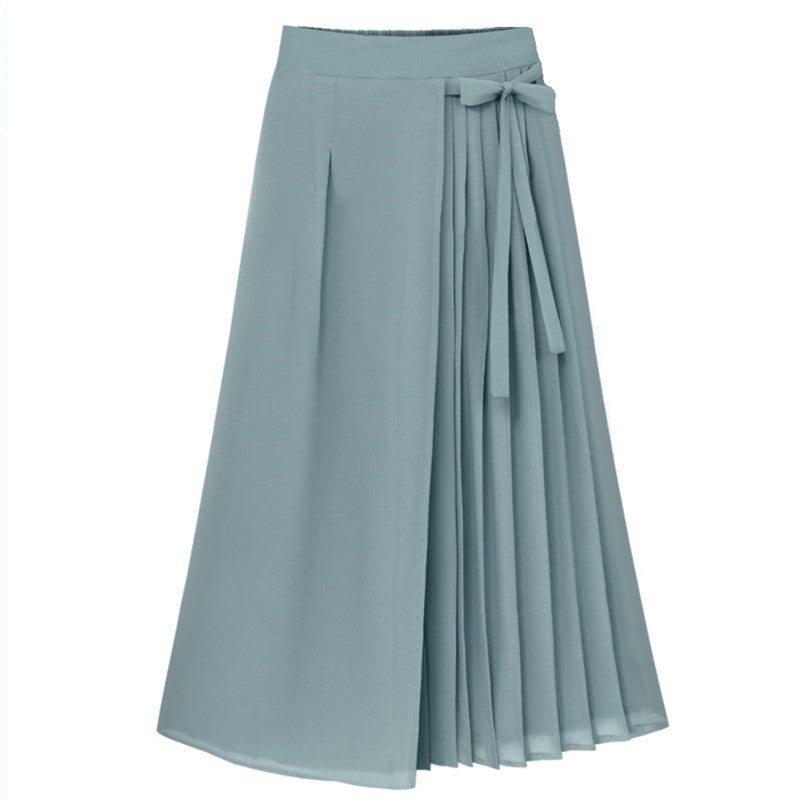 Elegant pleated skirt for women with side belt at the waist Chic und Stil