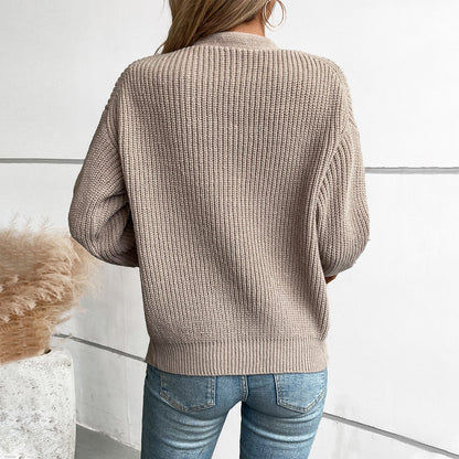Veste en tricot pour femmes avec décolleté en V profond et poches pratiques Chic und Stil