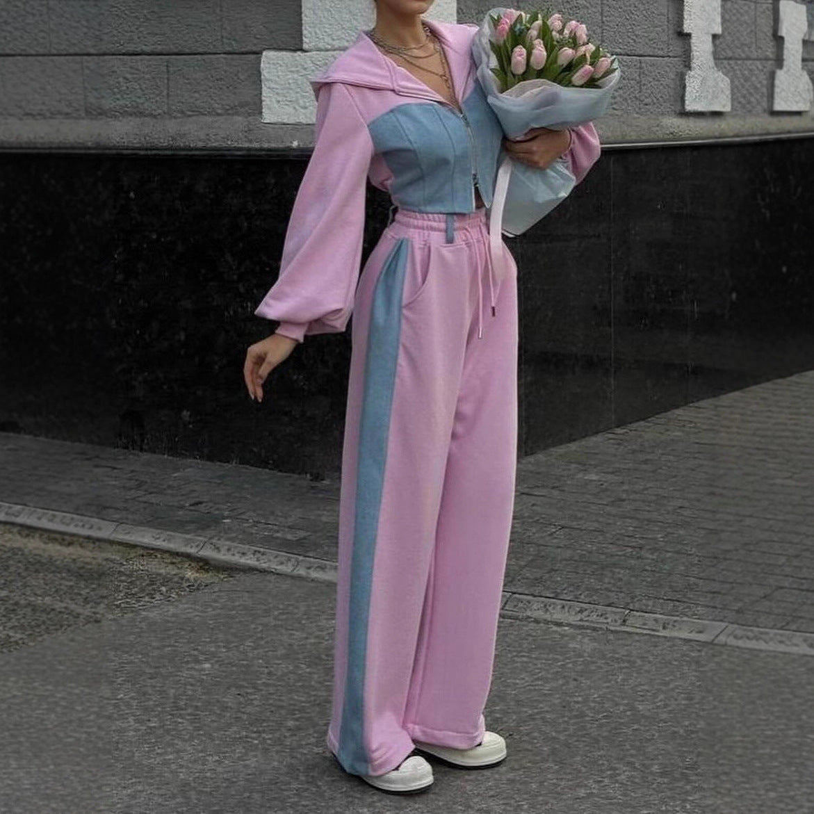 Ladies Two-Piece Sports Set with Crop Top and Loose Pants Chic and Style