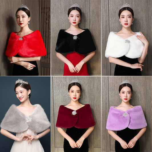 Dames élégant et luxueux manteau en fausse fourrure Chic und Stil