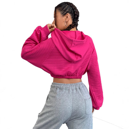 Dames crop hoodie en matériau matelassé Chic und Stil
