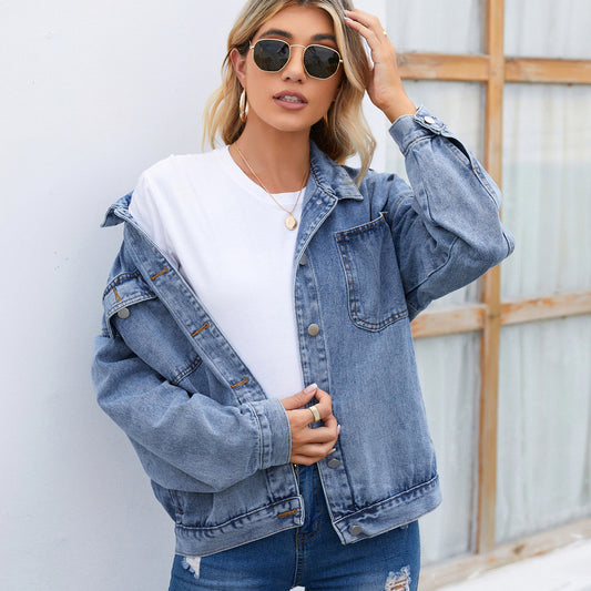 Veste en denim pour dames avec un motif léopard stylé et des poches pratiques Chic und Stil