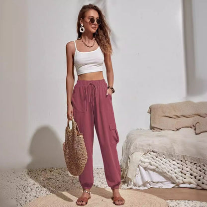 Casual cargo pants for women with elastic waist and practical pockets Chic and Style