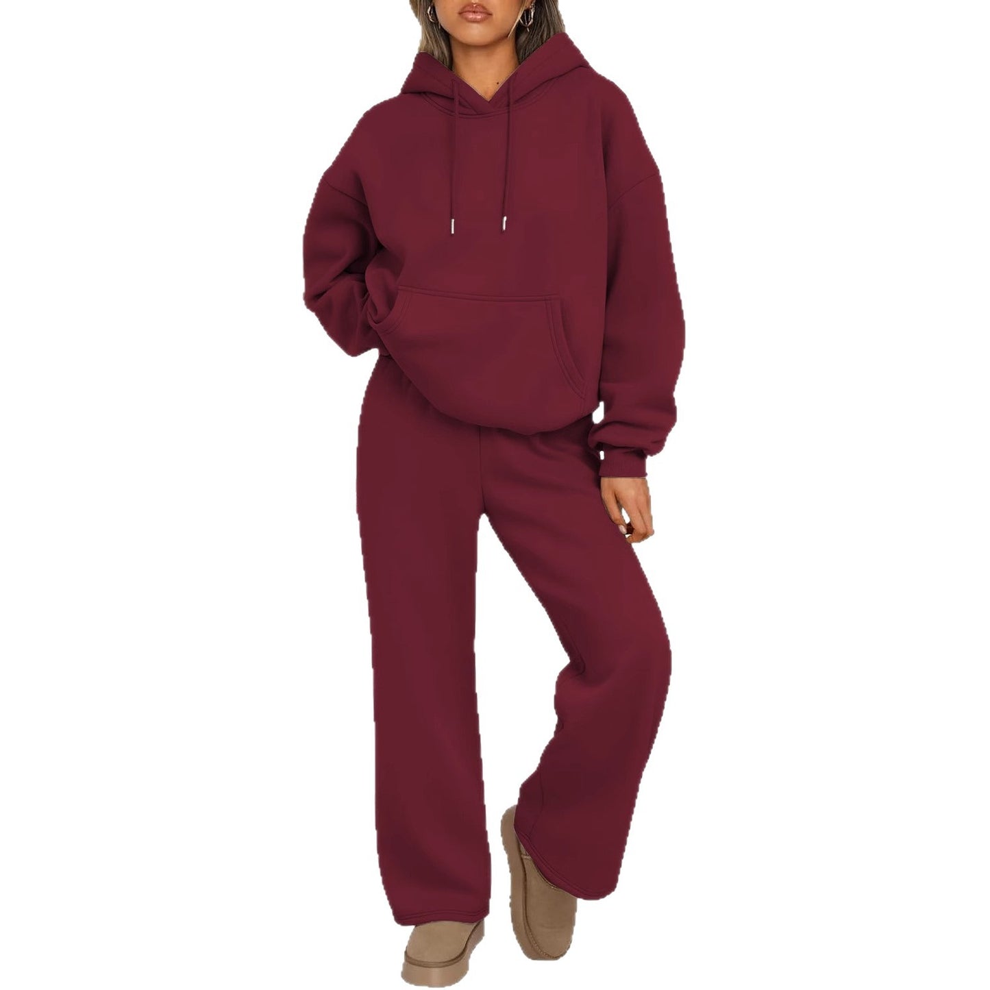 Luxurious hoodie for women with a loose fit and comfortable jogger pants Chic and Style