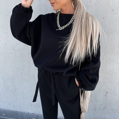 Trendy Crop Sweatshirt Set for Women and Comfortable Jogging Pants Chic and Style