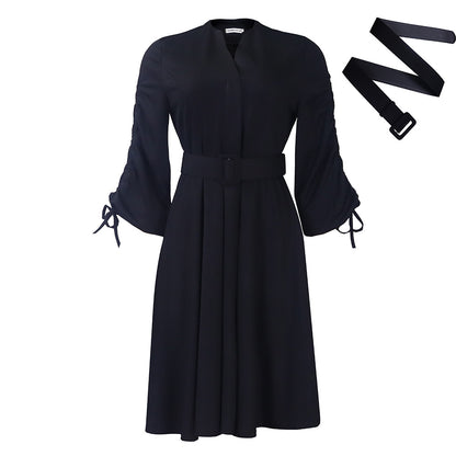 Robe pour femmes avec ceinture cintrée et manches à volants Chic und Stil