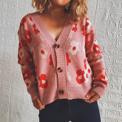 Dames cardigan avec motifs floraux et boutons décoratifs Chic und Stil