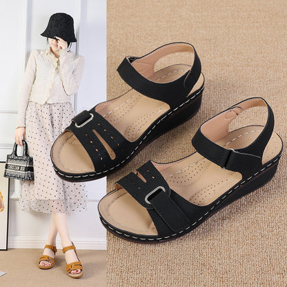 Sandales compensées de confort réglables pour femmes Chic und Stil