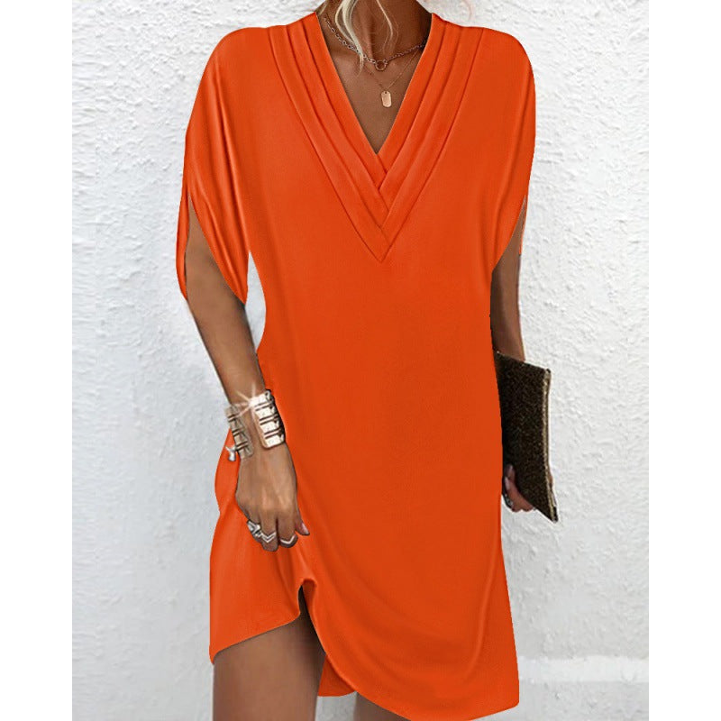 Robe élégante pour femmes avec décolleté en V, fentes latérales et coupe décontractée Chic und Stil