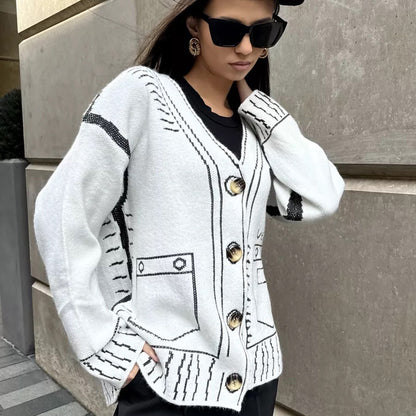 Dames cardigan en tricot à la mode avec un design unique Chic und Stil