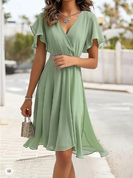 Robe portefeuille à volants fluides pour femmes Chic und Stil