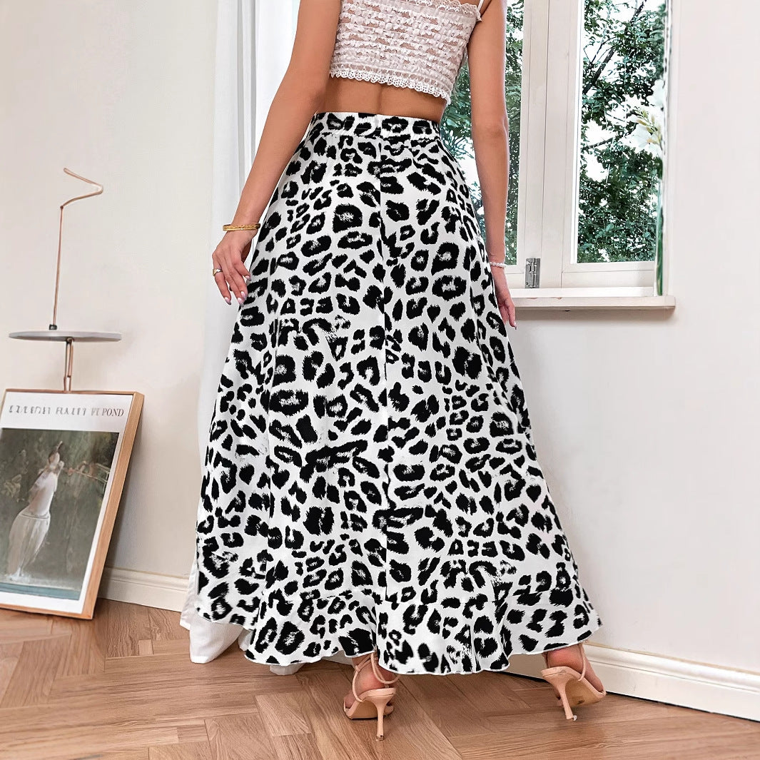 Jupe maxi légère pour femmes avec coupe asymétrique et motif léopard Chic und Stil