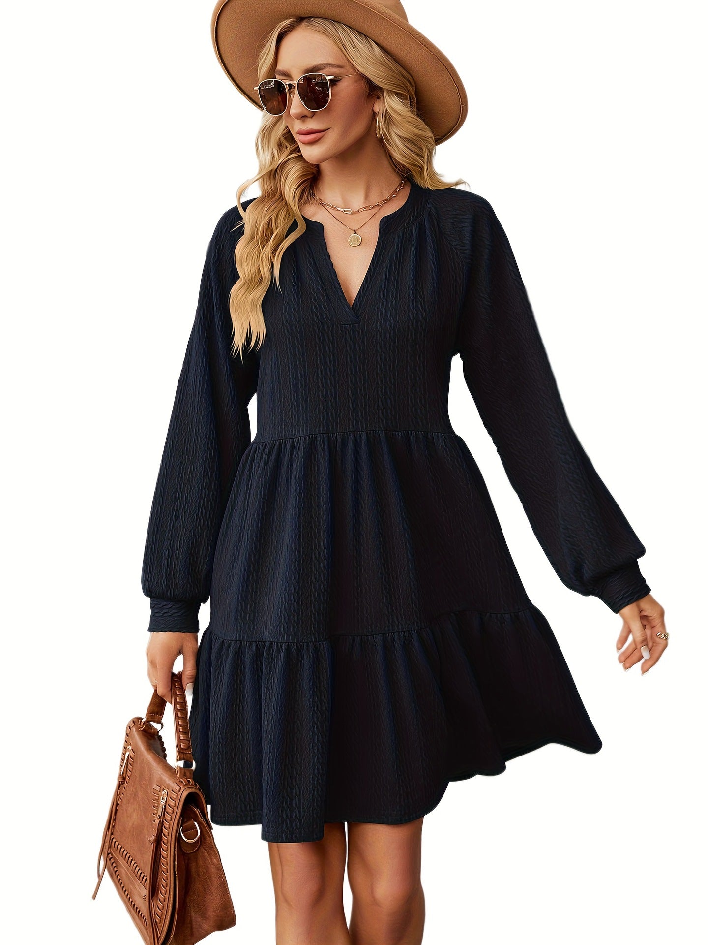 Robe décontractée pour femmes avec décolleté en V, manches volumineuses et ourlet à volants Chic und Stil