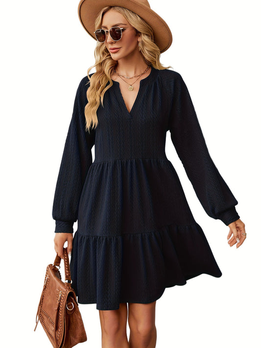Robe décontractée pour femmes avec décolleté en V, manches volumineuses et ourlet à volants Chic und Stil