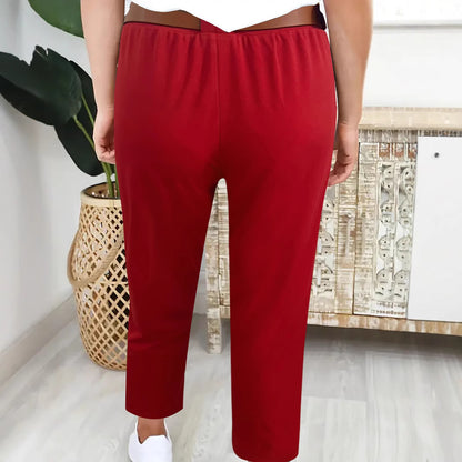 Ladies High Waist Elegant Pants with Pleated Details and Chic Belt und Style