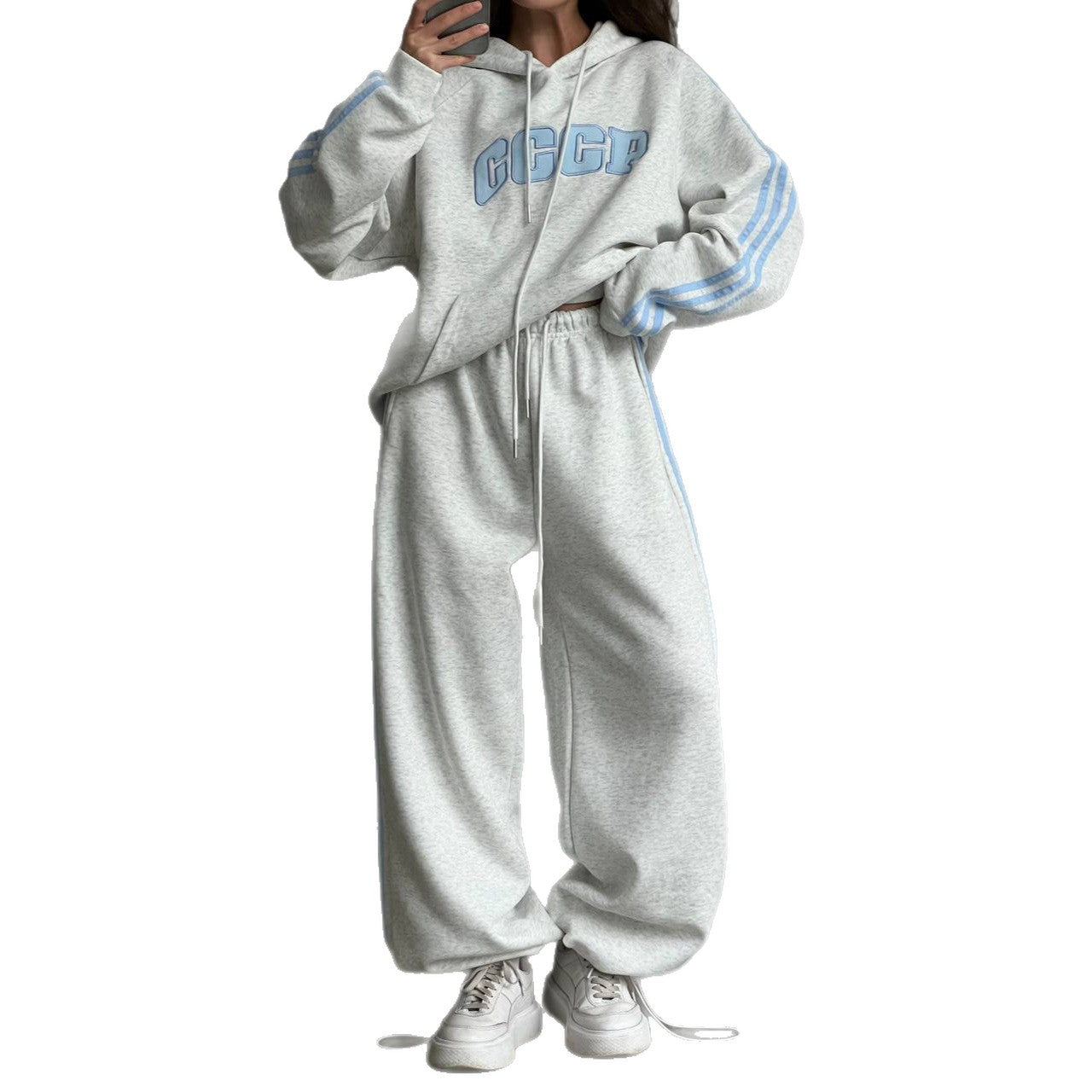 Casual sports set for women with hoodie and loose pants Chic and Style