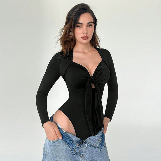 Body élégant femme avec détail noué et décolleté en V profond Chic & Stil