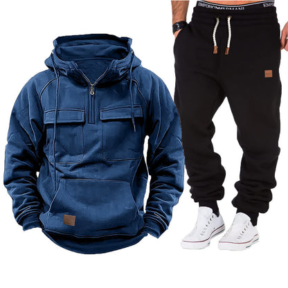 Functional hooded jacket for men with full zip and practical pockets Chic and Style