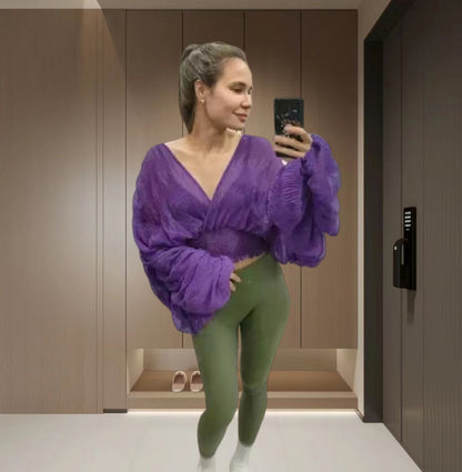 Blouse drapée pour femmes avec des manches volumineuses et un design élégant Chic und Stil