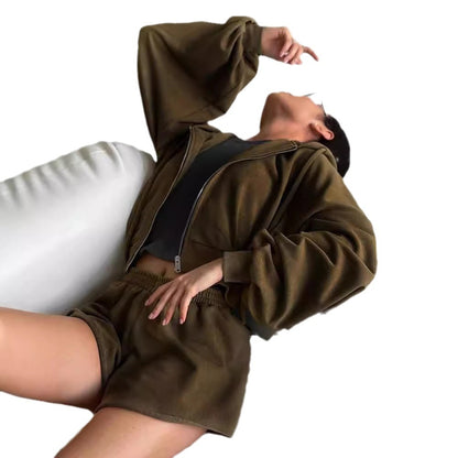 Casual hoodie and shorts set Chic und Stil for women