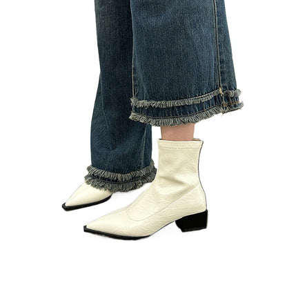 Bottes élégantes pour dames avec bout pointu et talon carré Chic und Stil