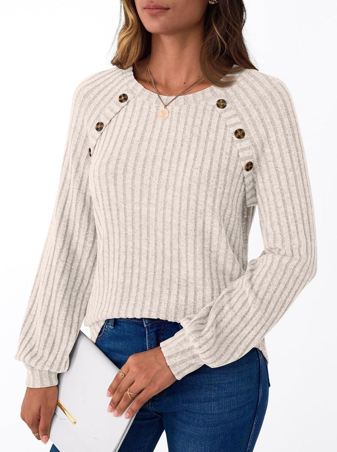 Pull en tricot pour femmes avec détails en bouton et design structuré Chic und Stil