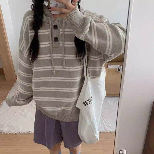 Pull en stripe décontracté pour femme avec patte de boutonnage et capuche Chic und Stil