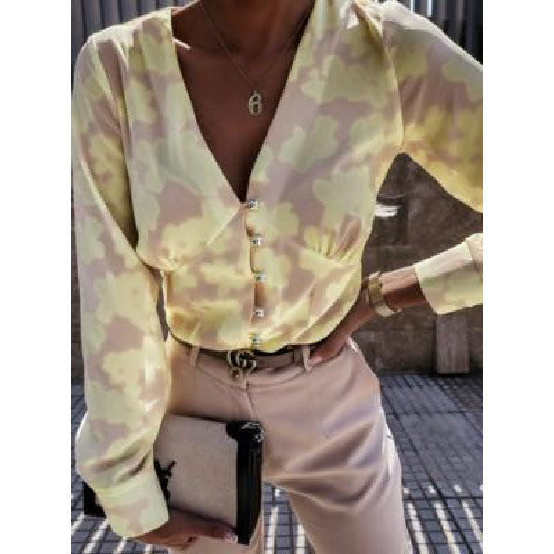 Chemisier femme avec imprimé floral et patte de boutonnage Chic und Stil