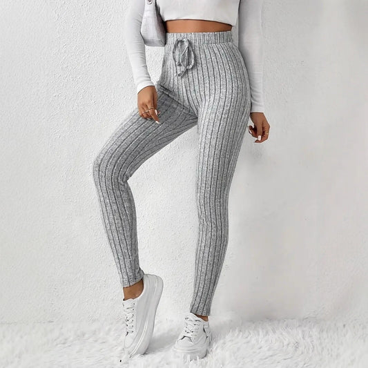 Chic and Style women's lined sweatpants with ribbed structure